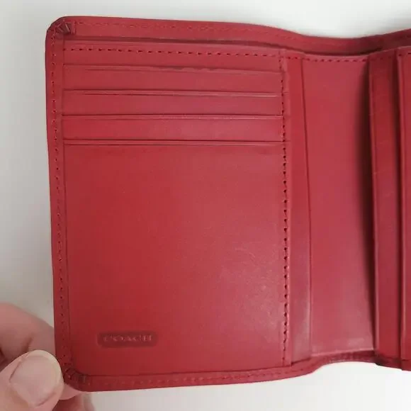 NIB COACH Vintage 4886 Continental Clutch Wallet Red Leather Kiss Lock Framed - Picture 3 of 10